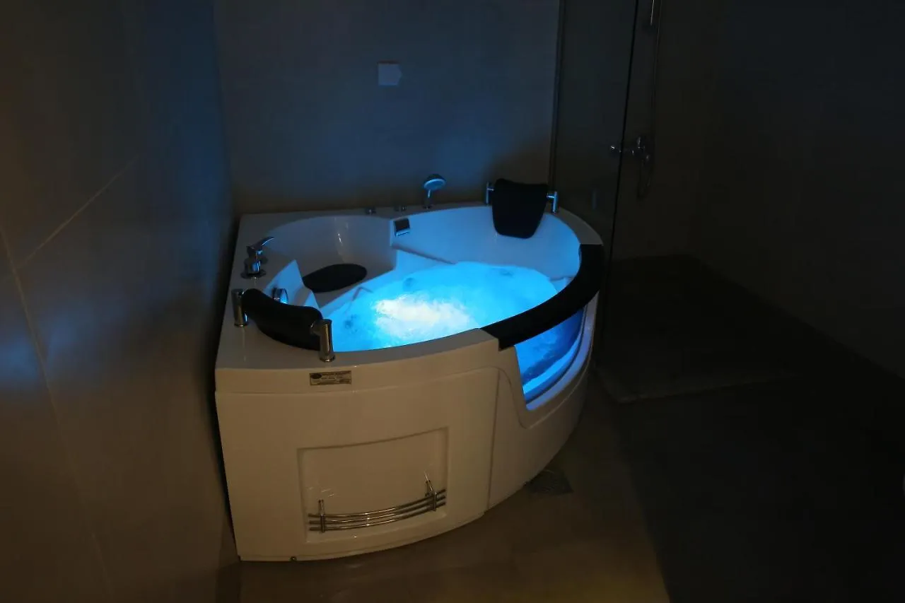 Riyada Home Apart Hotel